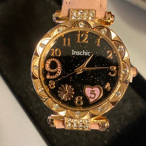 Izzy and Liv Pink Tone Watch with “That Melanin” Pendant New in Box - Picture 10 of 13
